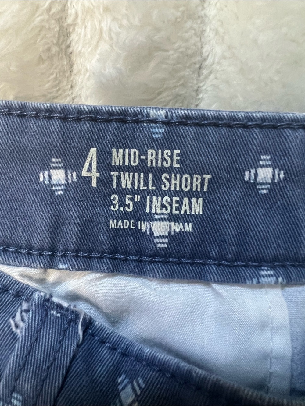 a.n.a  Blue Printed Mid-Rise Women’s Twill  Shorts Sz 4 - Picture 3 of 9